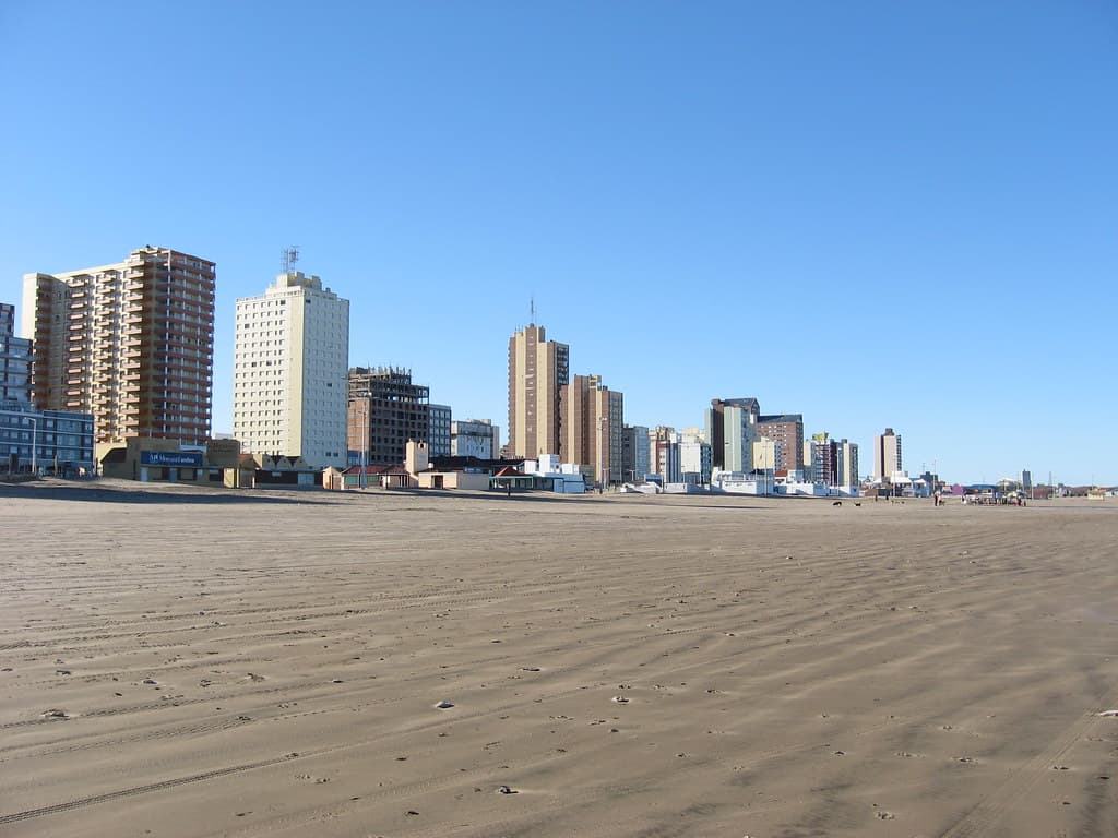 Playa Necochea view 2