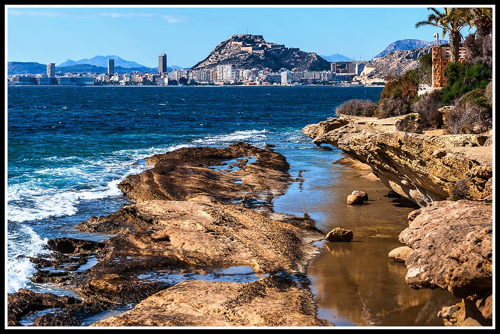 Playa del Postiguet view 2