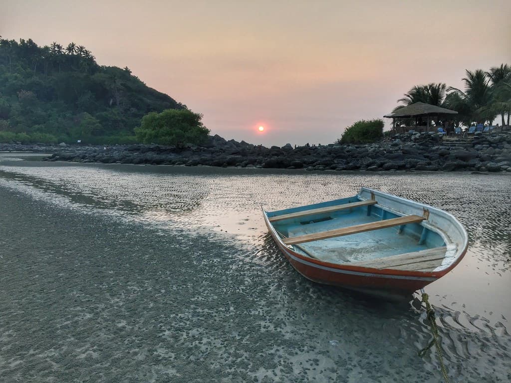 Talpona Beach — photo by Maurya Rohit