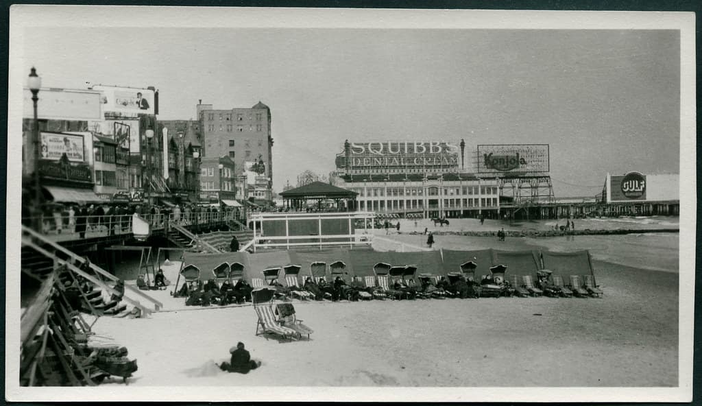 Tappen Beach
