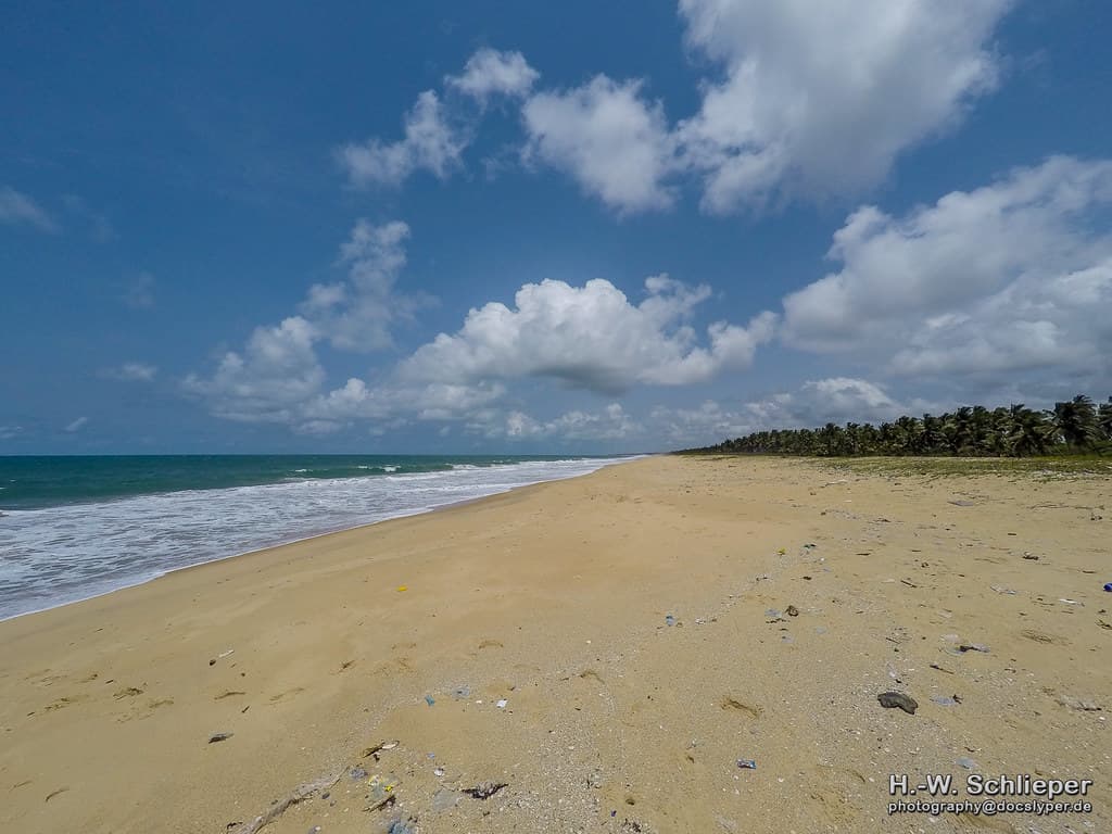 Okun-Ase Beach