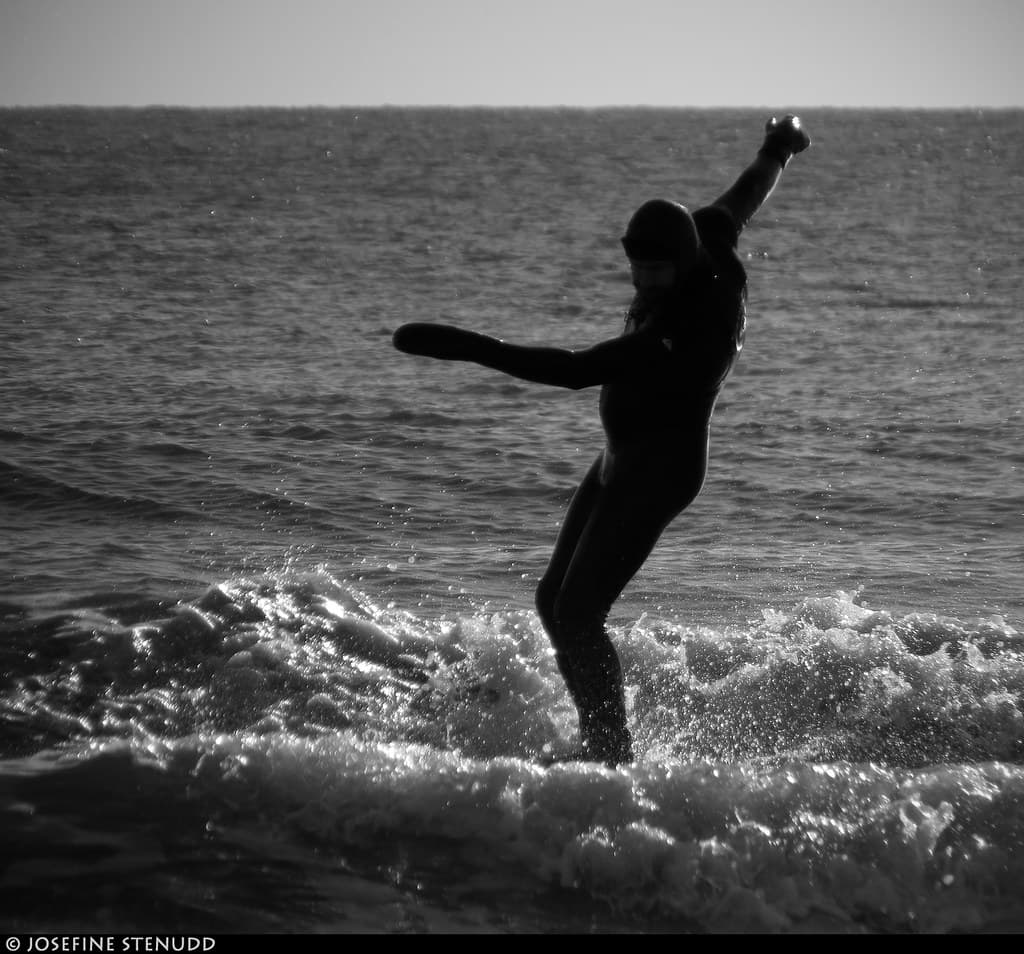 20170101_21k Surfer starting to fall | Rockaway Park, New York City