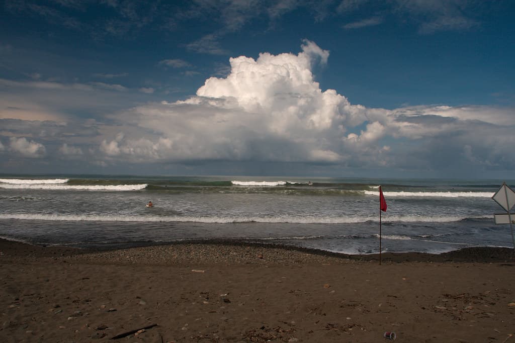 Playa Dominicalito view 3