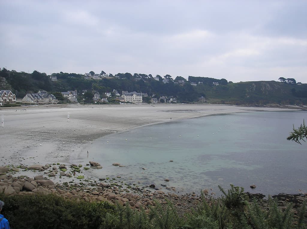 Plage de Tresmeur view 2