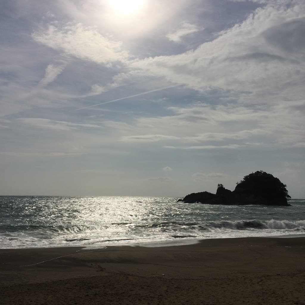 Kiki Coast view 2