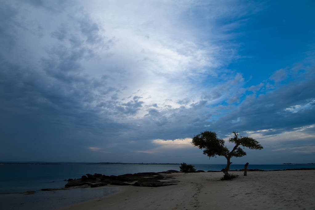 Fernão Veloso Bay Beach