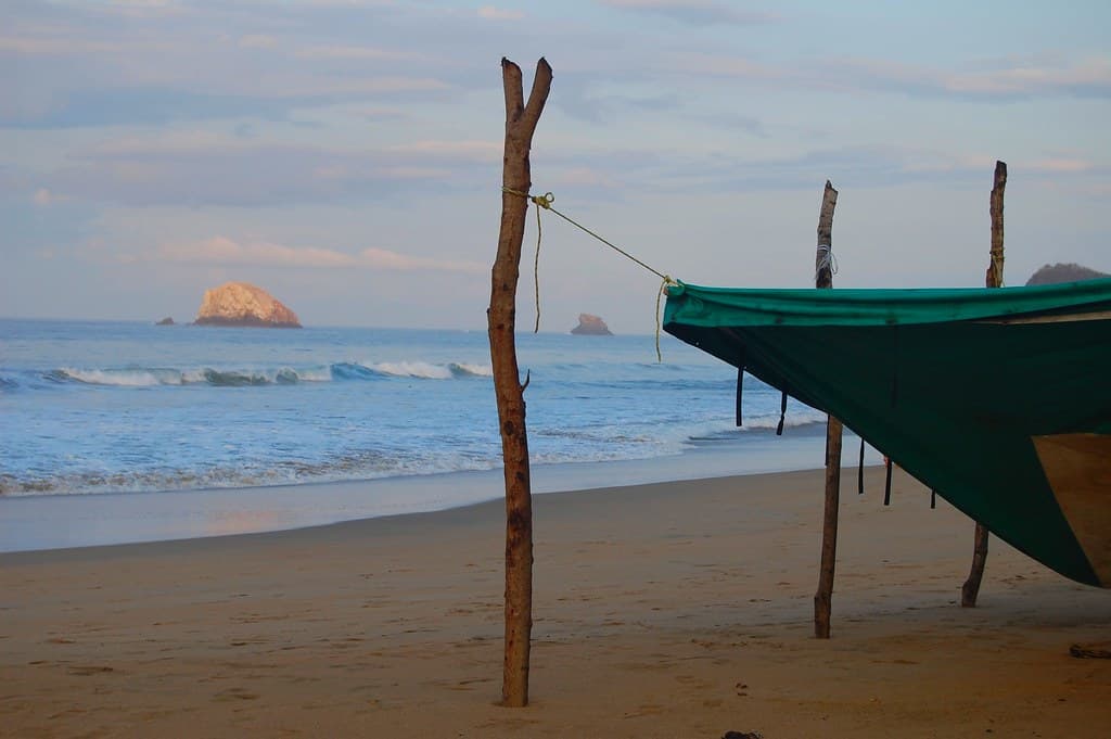 Playa Camarones view 2