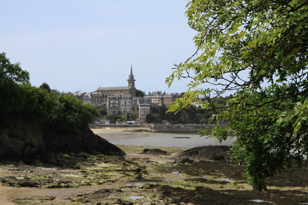 Plage du Prieuré view 2