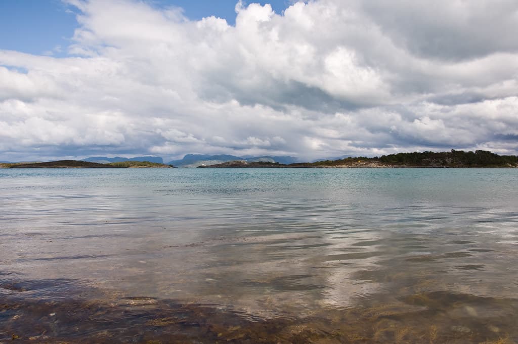 View towards Langøy and Sandøya