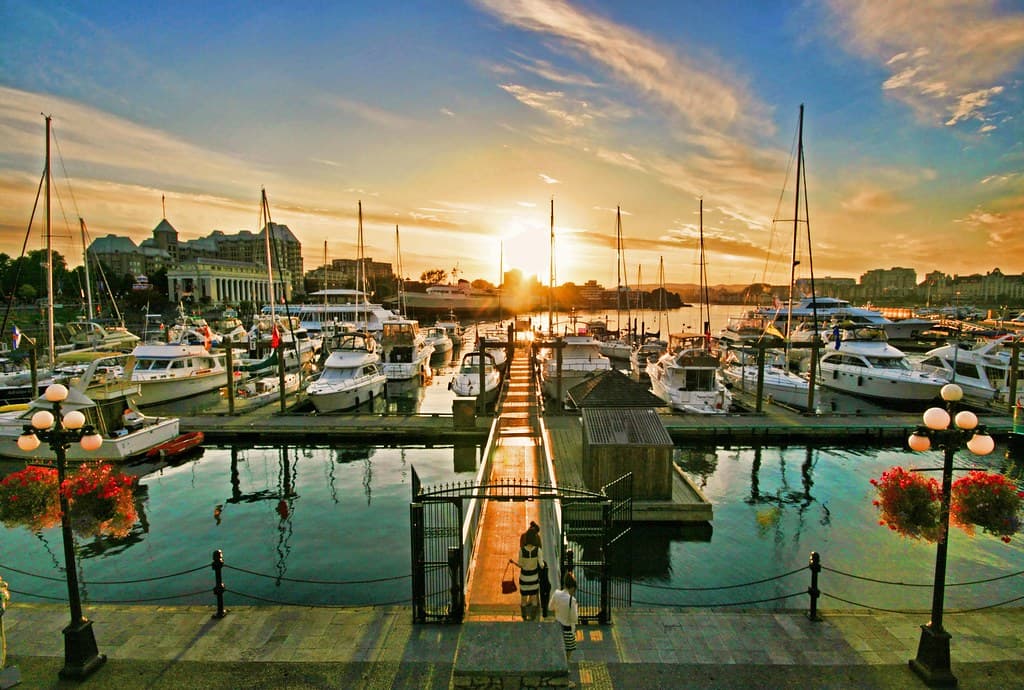 Harbour View Waterfront Beach
