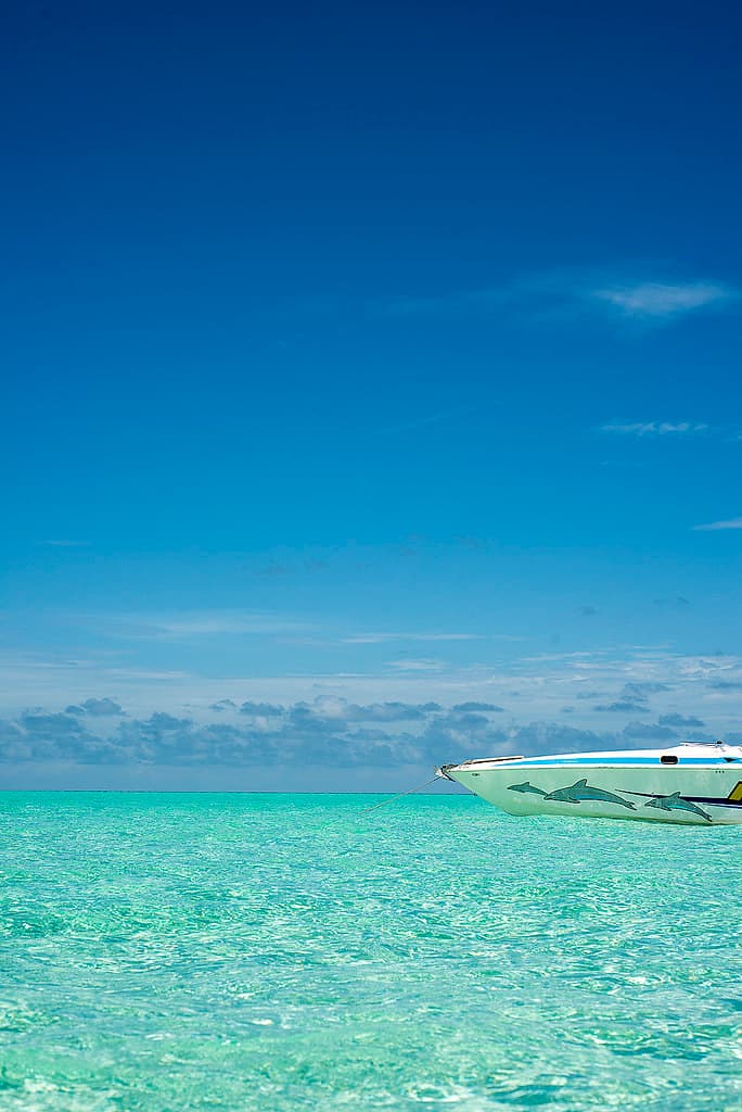 Saddleback Cay Beach