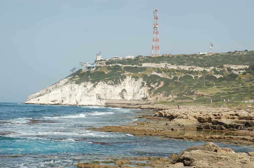 Alma ash Shaab South Cove — photo by david55king