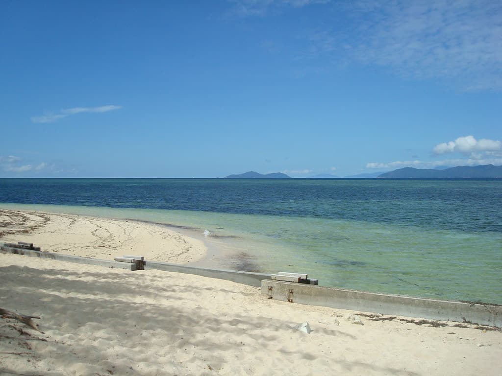 Macquarie Harbour Beach