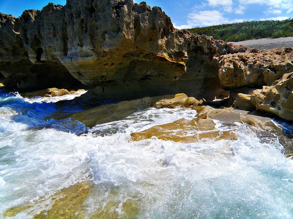 Coral Cove Park Beach view 2