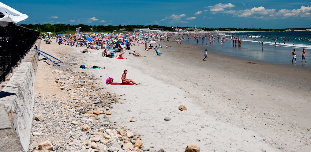 Narragansett Town Beach view 2