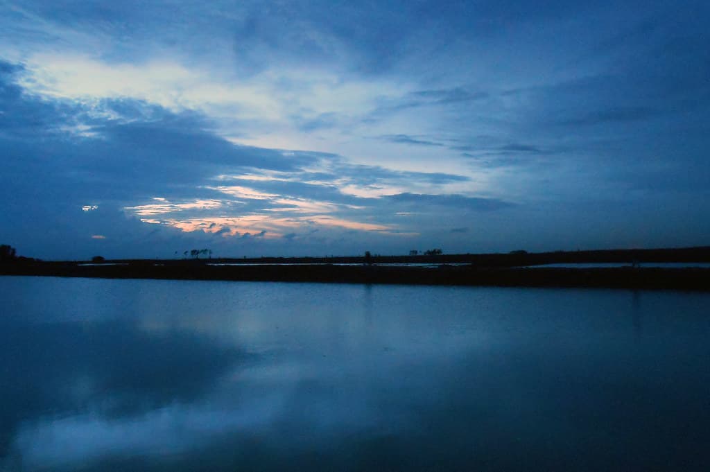 Faujdarhat Sea Beach — photo by Moheen