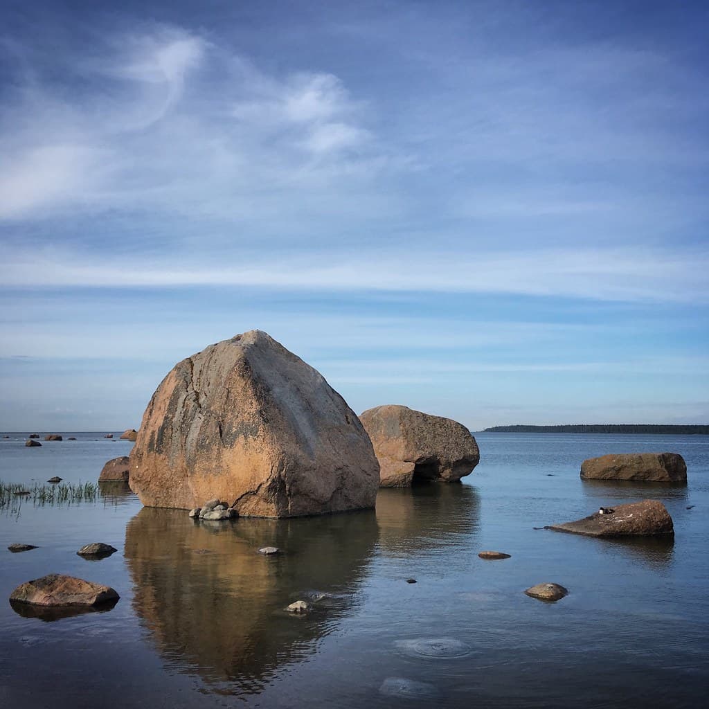 Kuradisaar Shore Beach