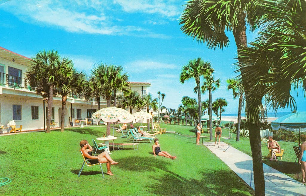 Perry's Ocean Edge Beach Motel, Daytona Beach Shores, Florida