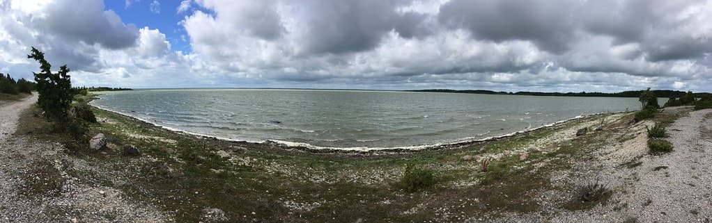 Kõverlaid Shore Beach view 2