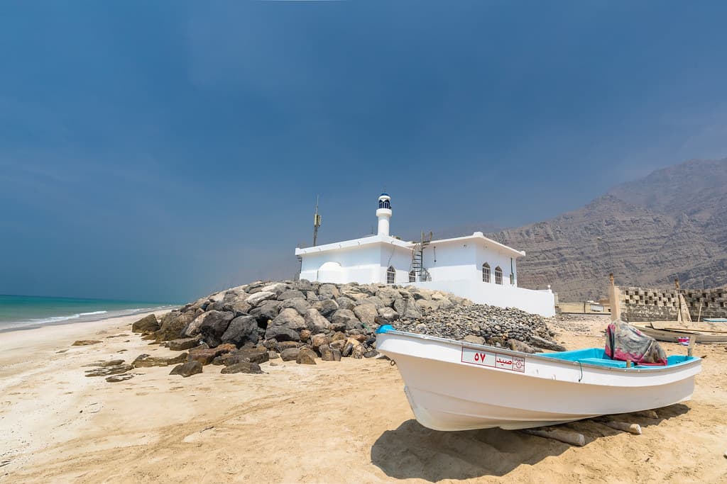 Al Sifah Al Bayda Beach