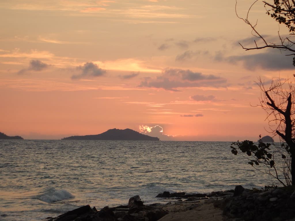 Navini Island Beach view 3