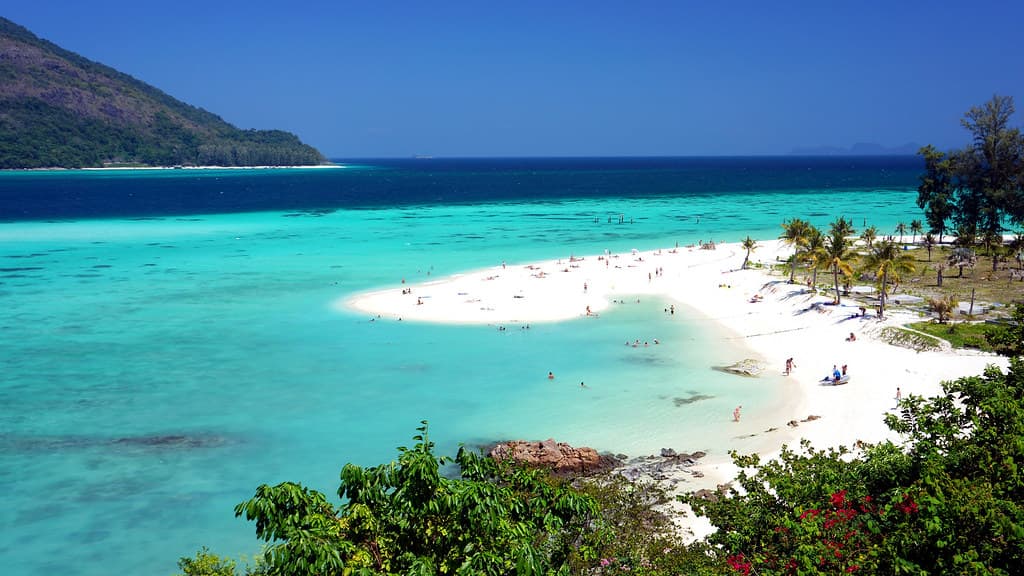 Koh Adang Beach