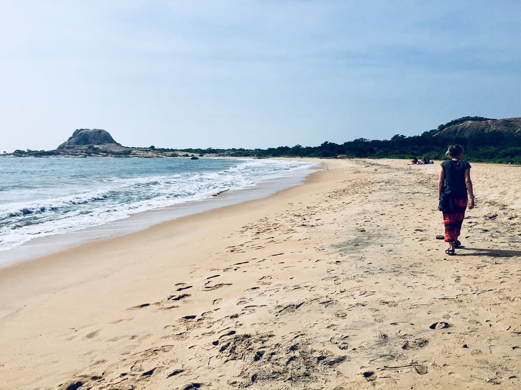 Kataragama Lagoon Beach — photo by jjay69