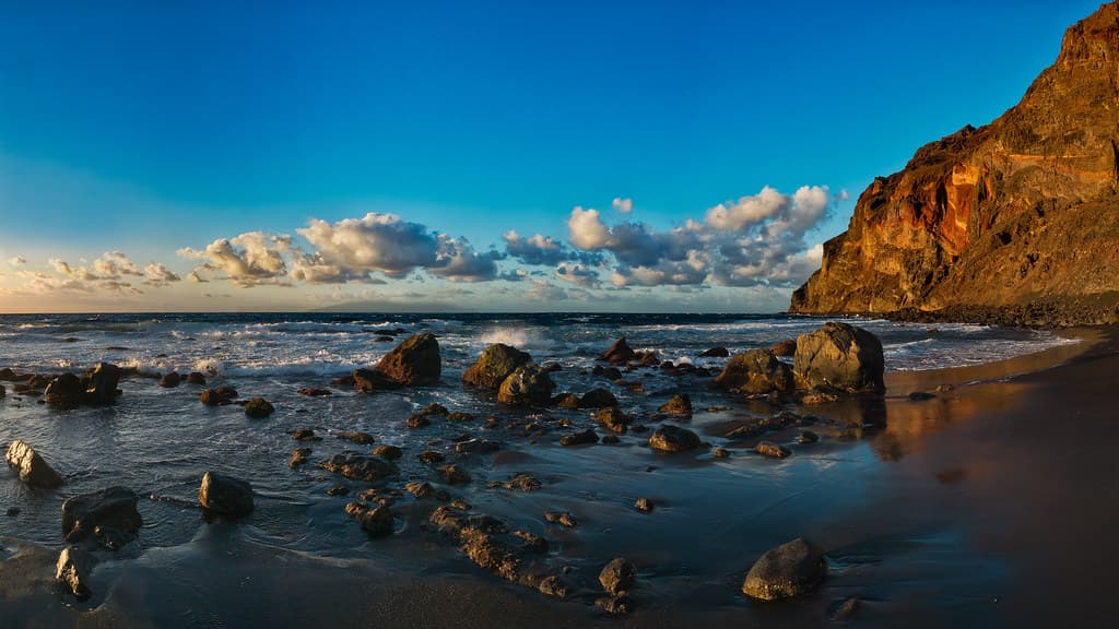 Playa de Vueltas view 2