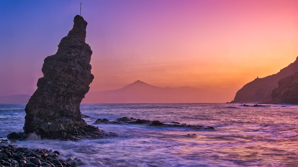 Playa de La Caleta view 2