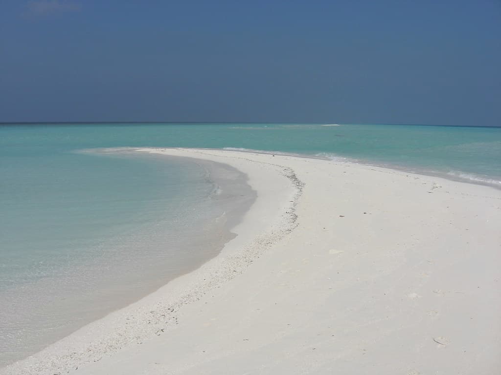 Kuramathi North Sandbank view 2