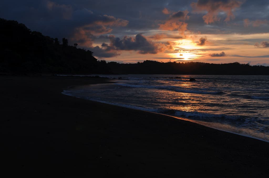 Playa El Bajo view 3