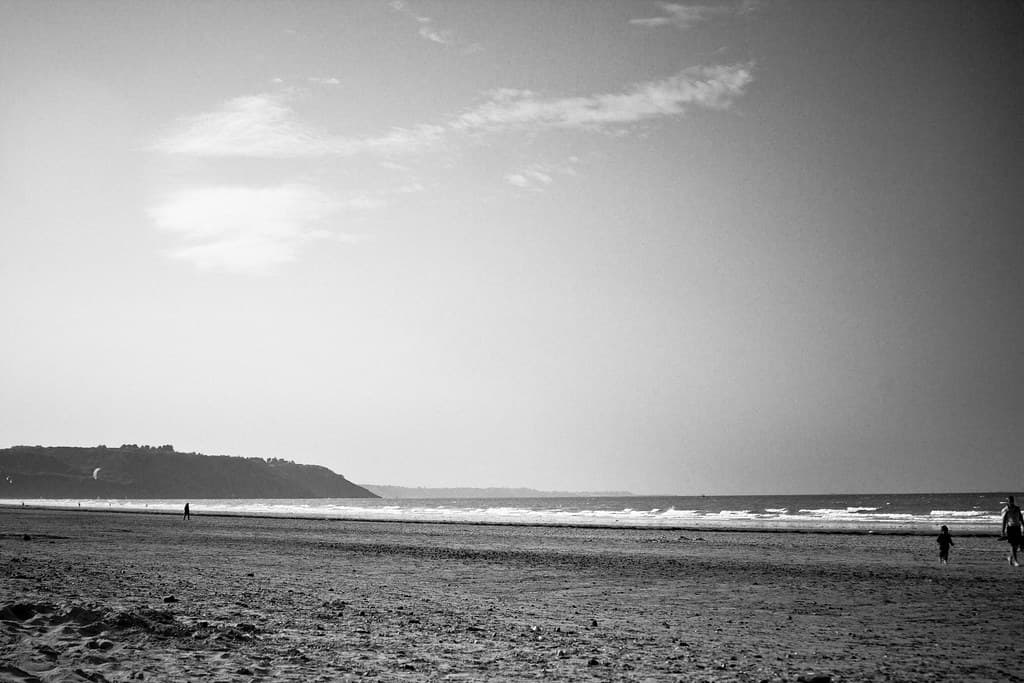 Plage des Rosaires view 2