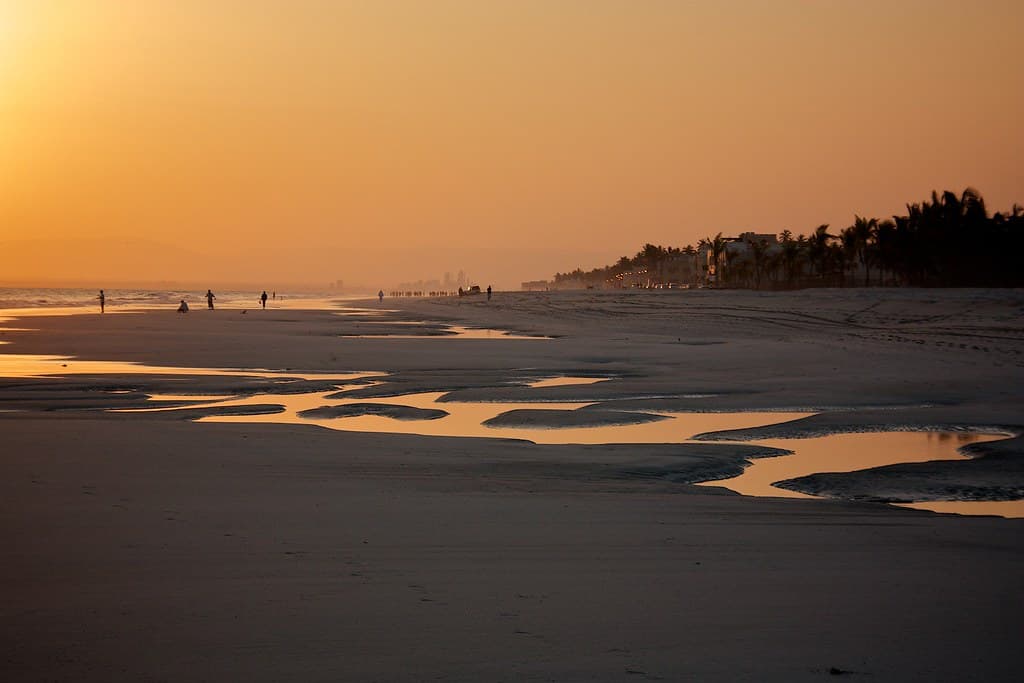 Dahariz Beach
