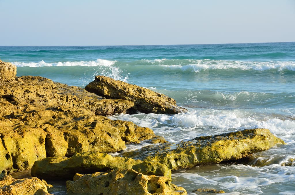 Fins Beach — photo by kewl