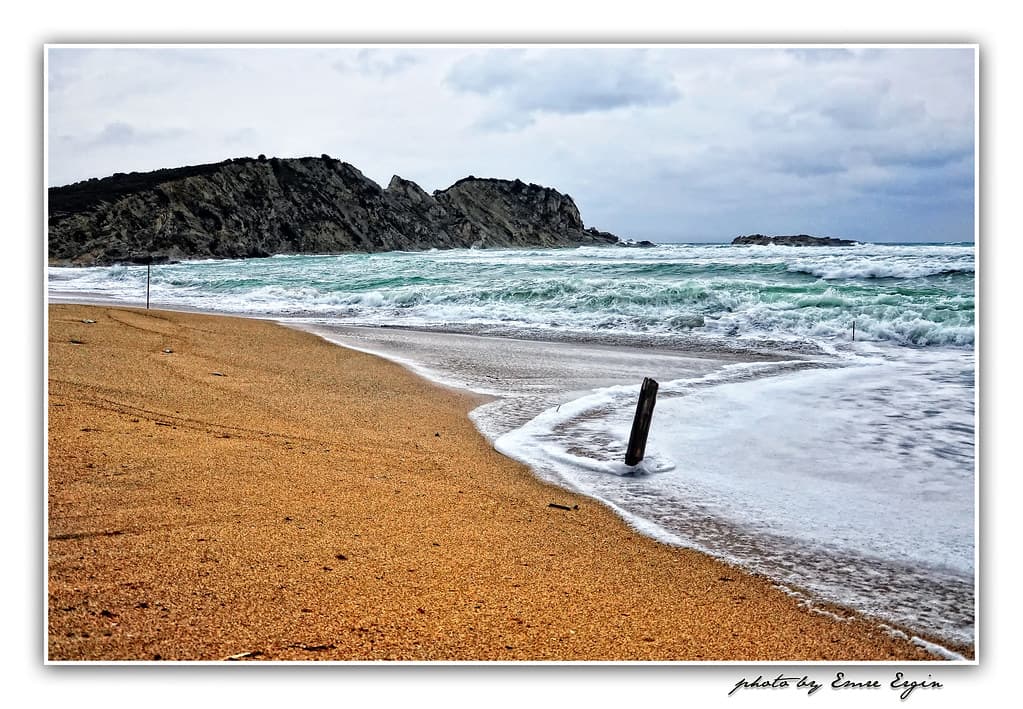 Uzunkum Beach