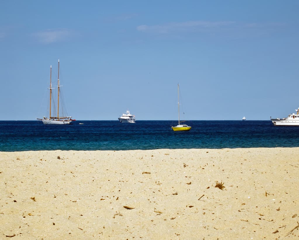 Plage de Beauvallon view 3