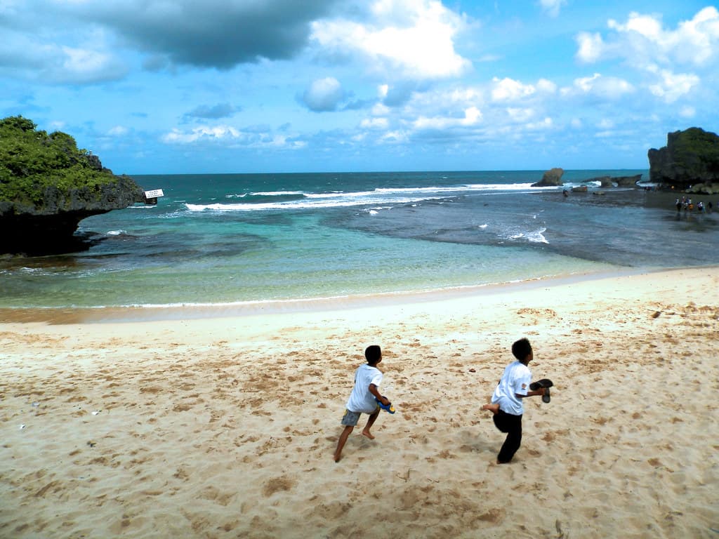 Pok Tunggal Beach