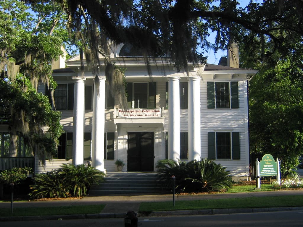 Library Beach Park
