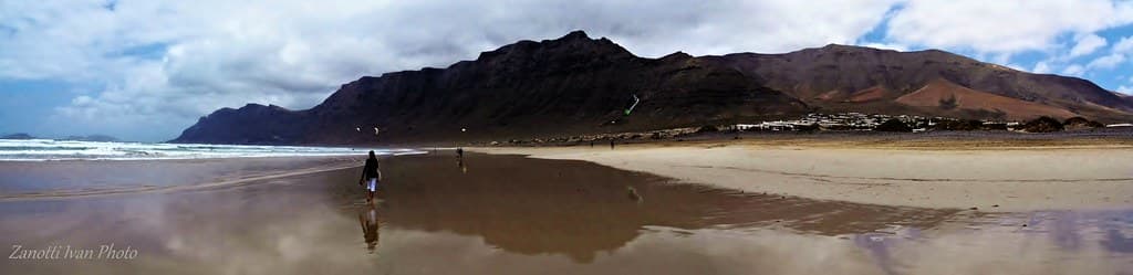 Playa de Famara view 3