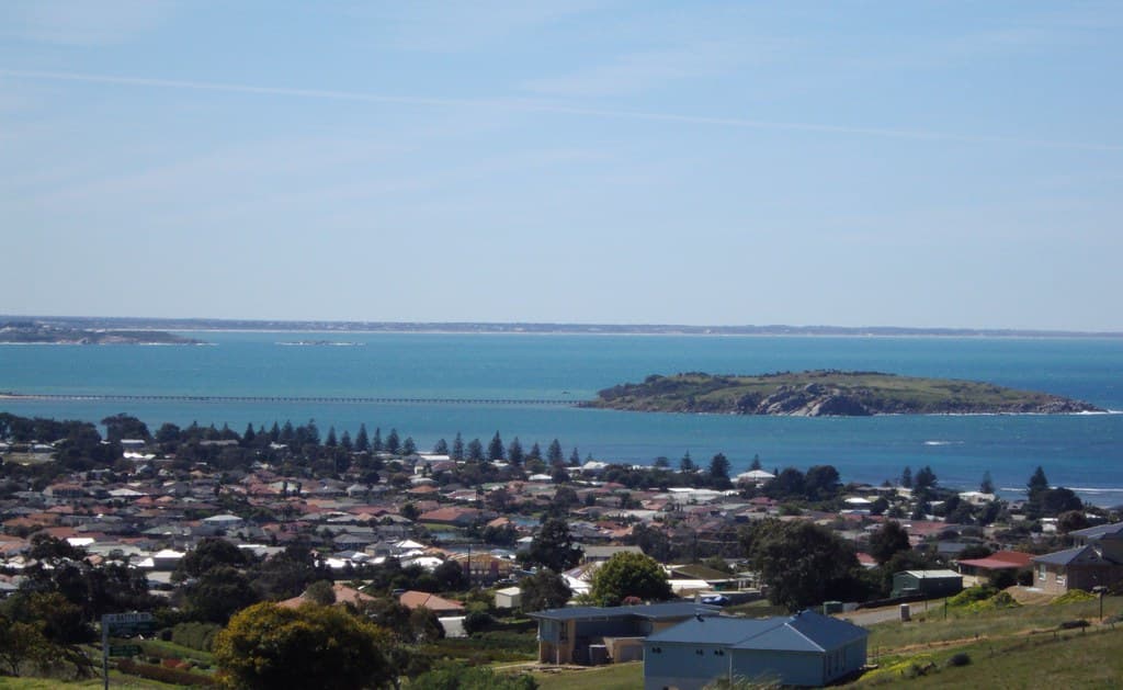Cow Bay South Beach view 2