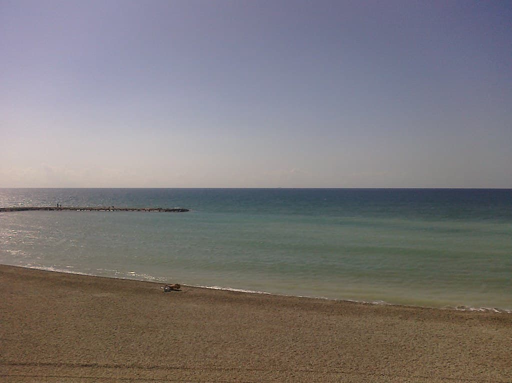 Playa del Gurugú view 3