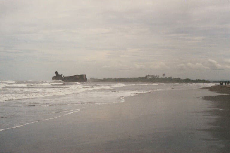 Paso Caballos Beach