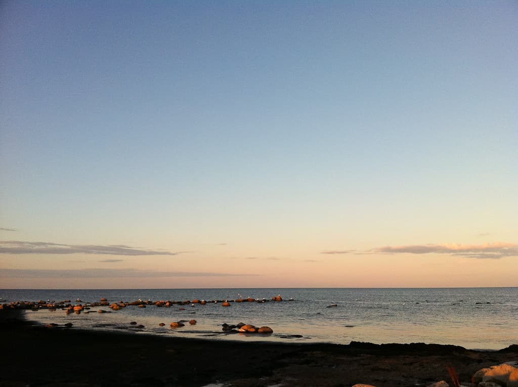 Bredsättra Beach