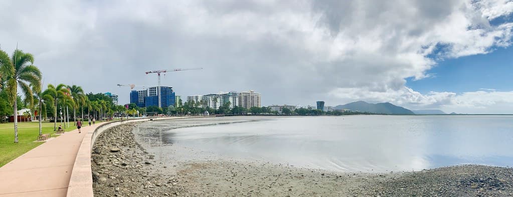 Chinamans Beach