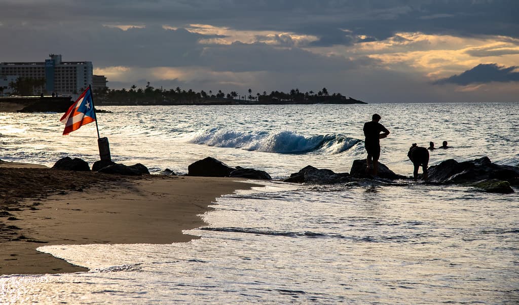 Playa Isla Verde — photo by bigvern