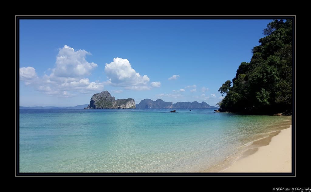 Ao Thung Teao