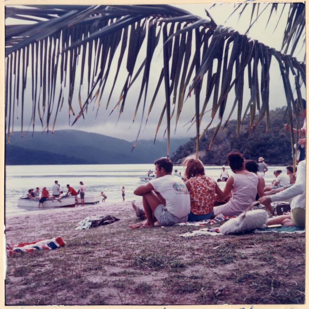 Shute Harbour Beach