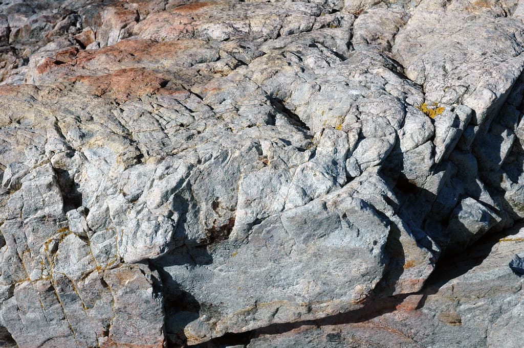 Metatuffs (Cranberry Island Series, Upper Silurian, 424 Ma; Seawall Beach, Mt. Desert Island, Maine, USA) 7