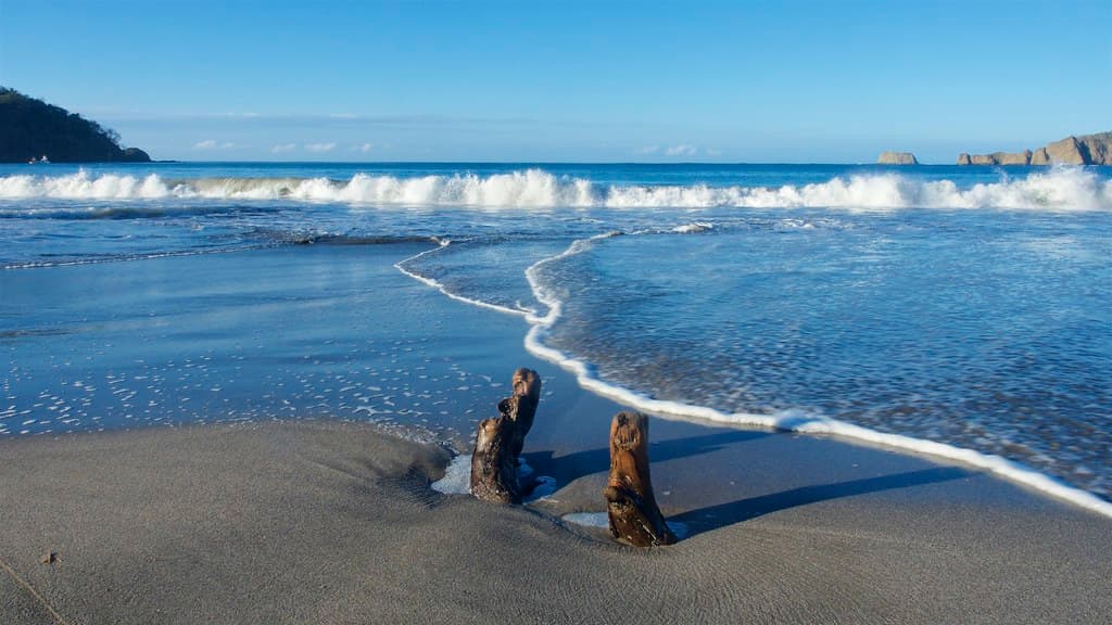 Isla Chora Beach