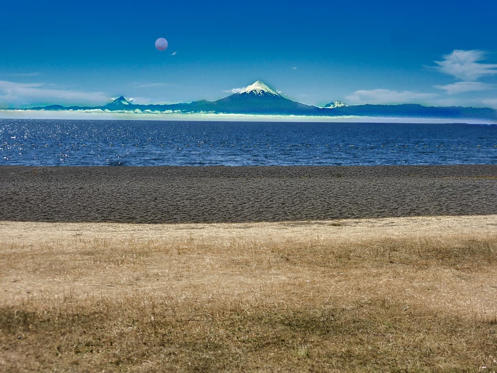 Playa Puerto Varas view 3